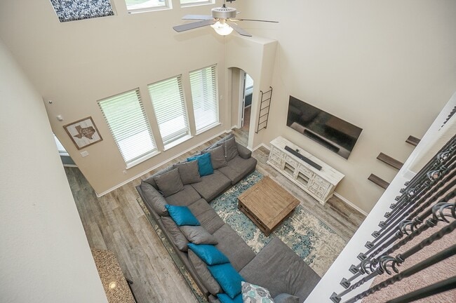 Building Photo - 9506 Bonbrook Bend Ln