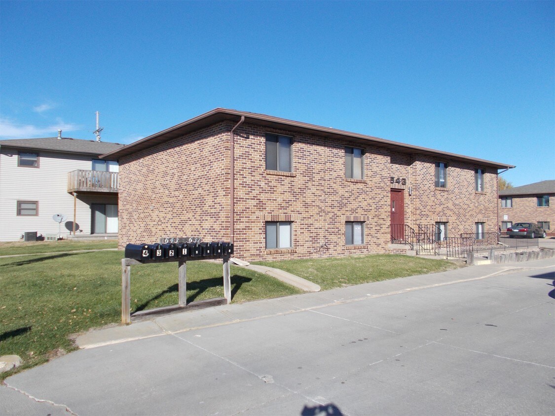 Primary Photo - 643 Kennedy Dr
