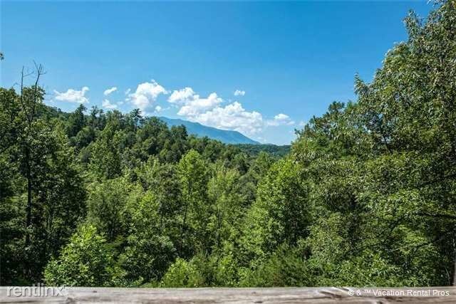 Foto del edificio - 2209 Legend Dr