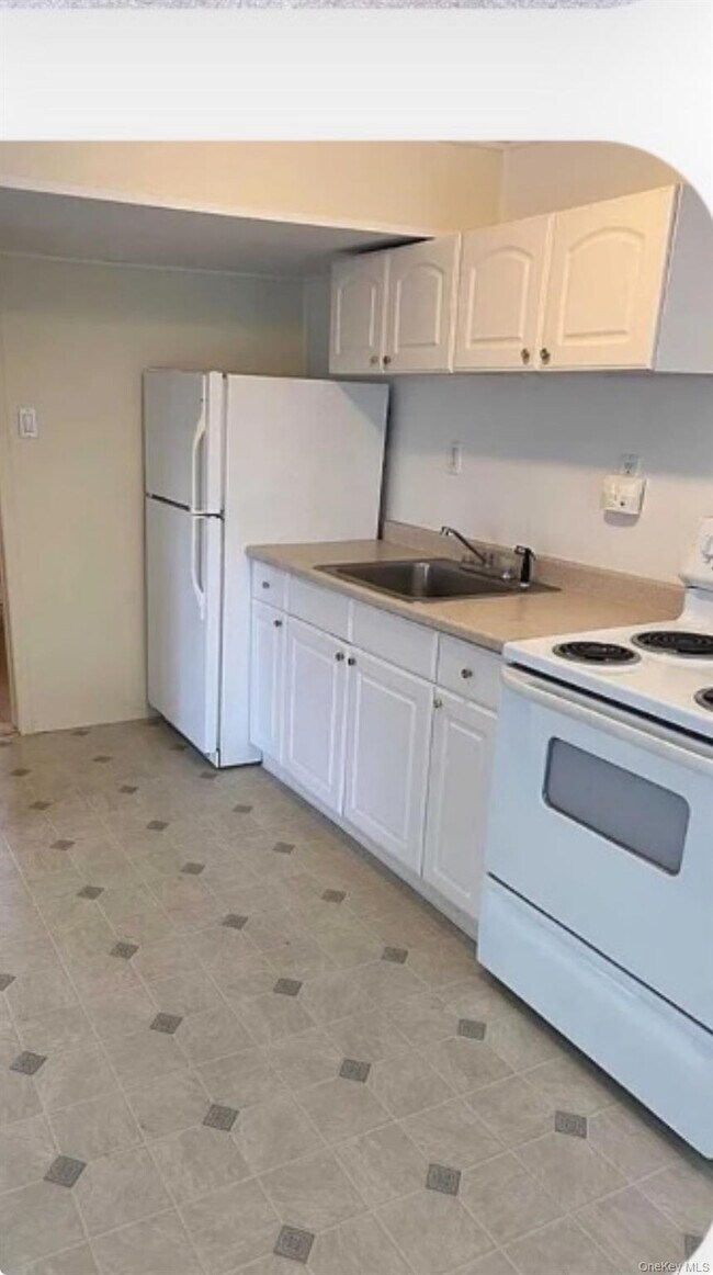 Foto del edificio - 109 Franklin Ave