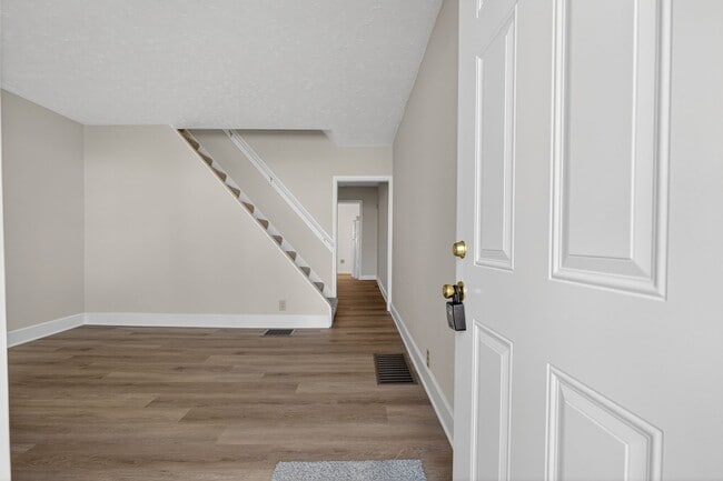 Building Photo - 2 Bedroom in New Castle