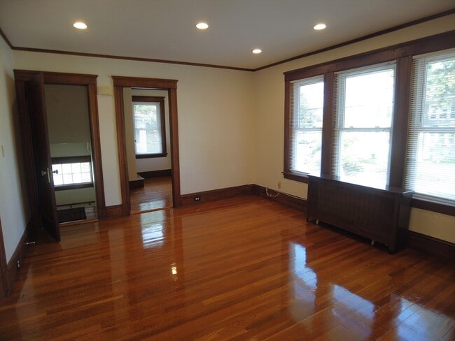 Building Photo - 64 Palfrey Rd