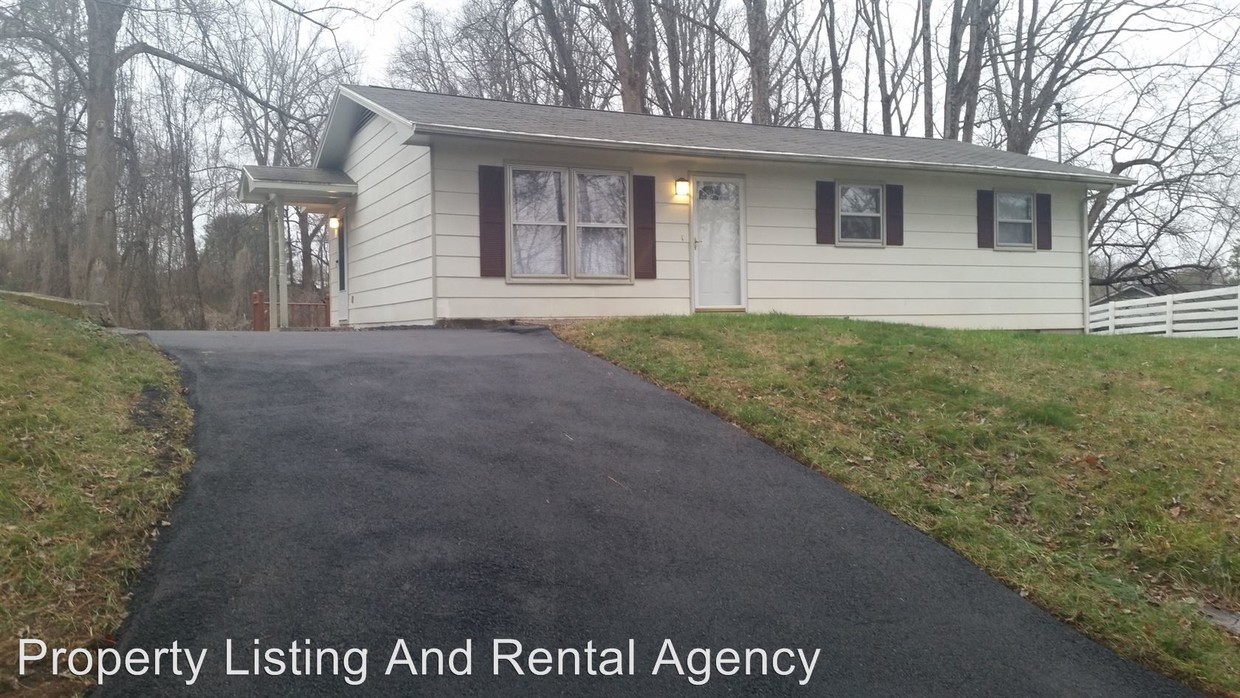 Primary Photo - 3 br, 1.5 bath House - 309 Jefferson Drive