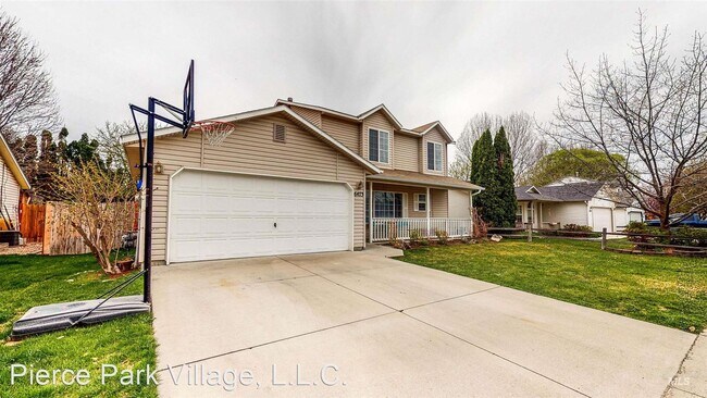 Building Photo - 4 br, 2.5 bath House - 6473 West Parapet D...