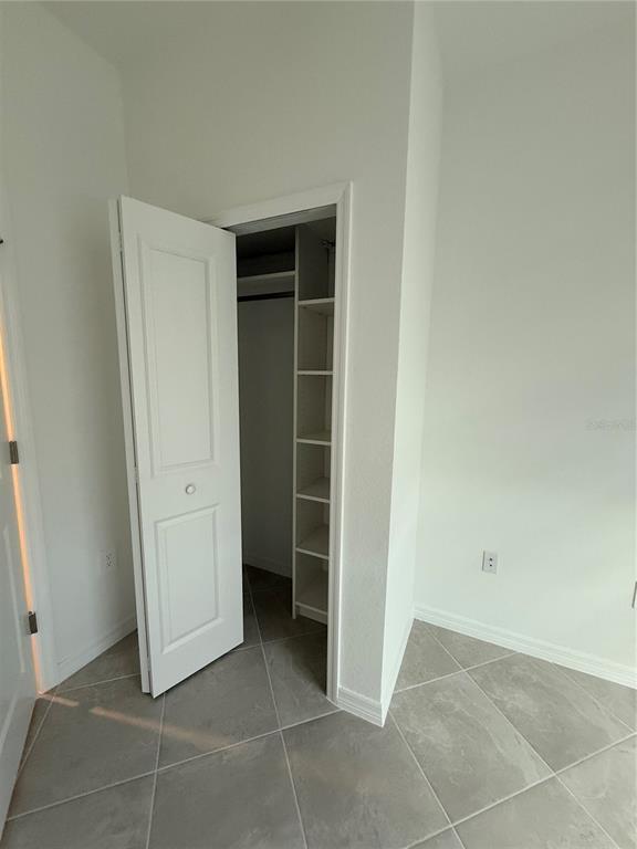 Foto del edificio - 1590 Saddlewood Cir