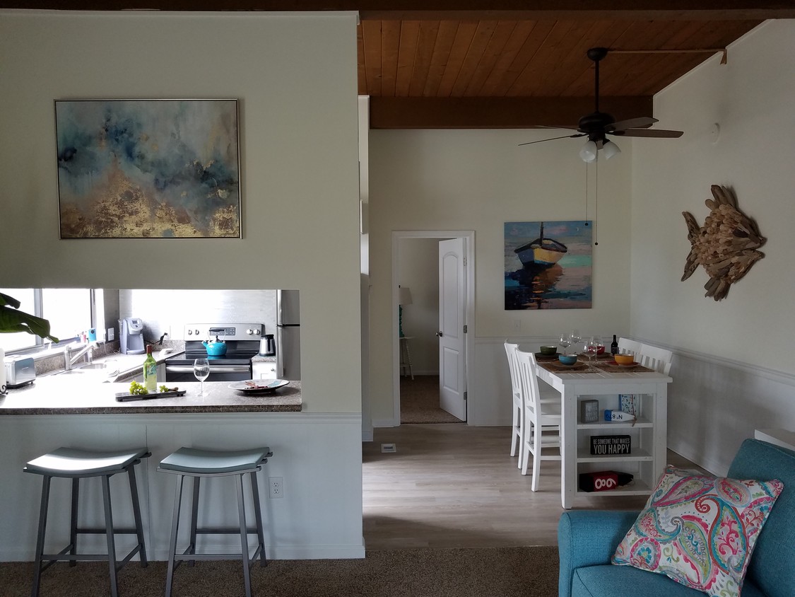 Kitchen/dining area - 438 Ocean Pky