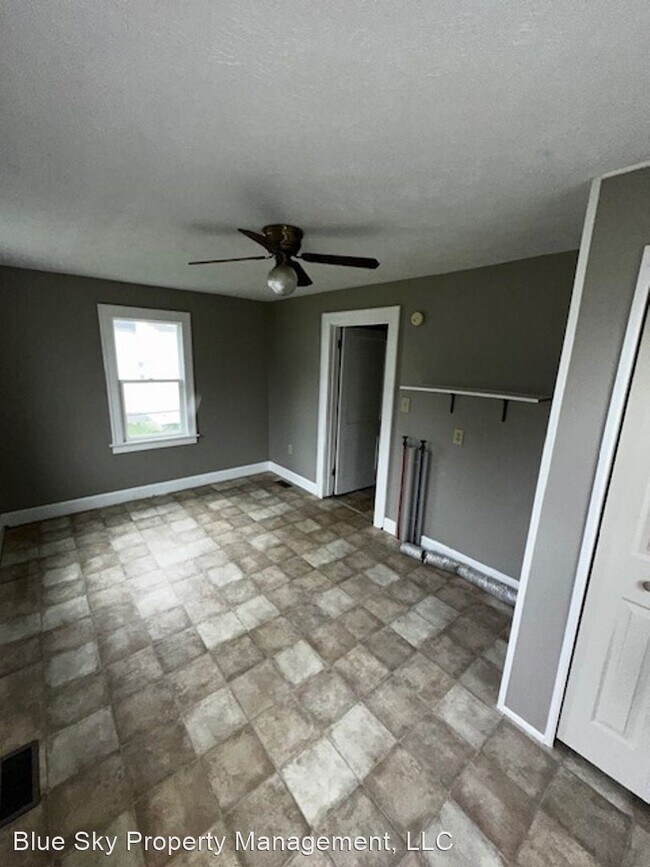 Foto del edificio - 3 br, 1 bath House - 1300 W 17Th St