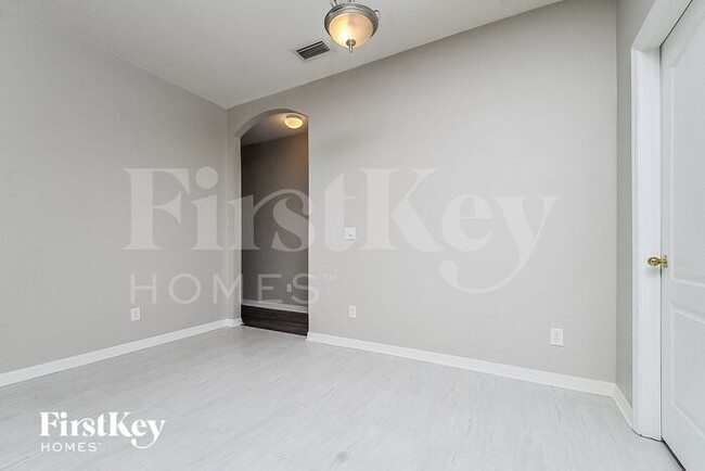 Building Photo - 16510 Bridgewalk Dr