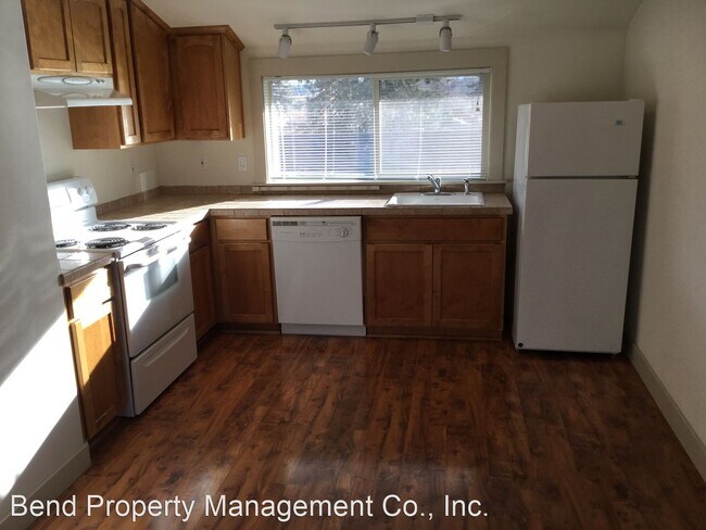 Foto del edificio - 294 NW Jefferson Pl