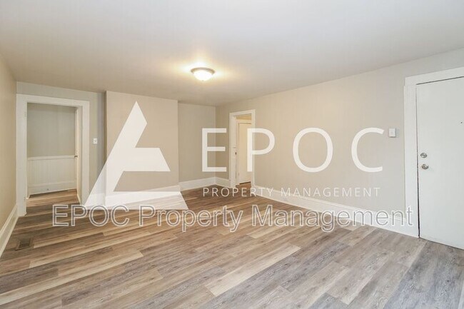 Foto del edificio - 836 E Devonshire St