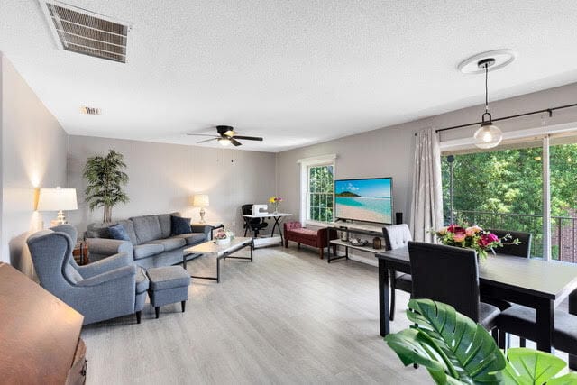 Foto del edificio - 117 Georgetown Dr