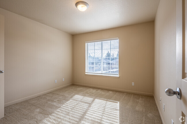 1BR 1BA - 740SF - Hawks Ridge Apartments