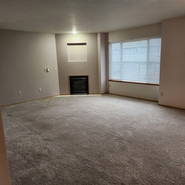 Living room - 3603 Michelle Ln