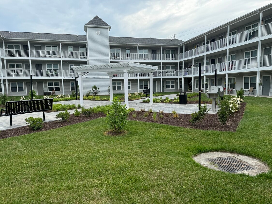 Primary Photo - Starling Village