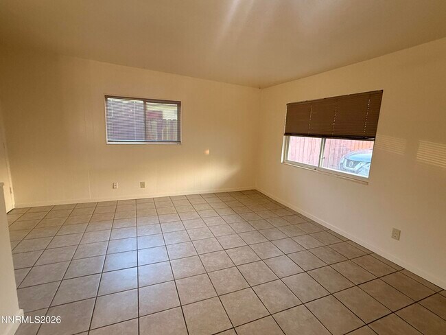 Foto del edificio - 3388 Smith Dr