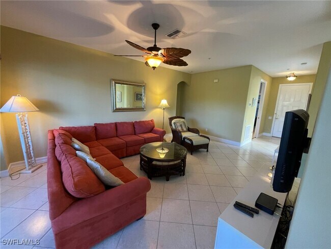 Foto del edificio - 784 Carrick Bend Cir
