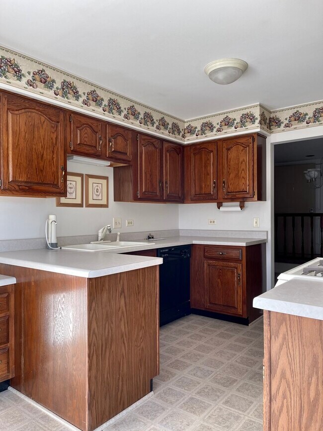 Building Photo - 205 Coventry Cir