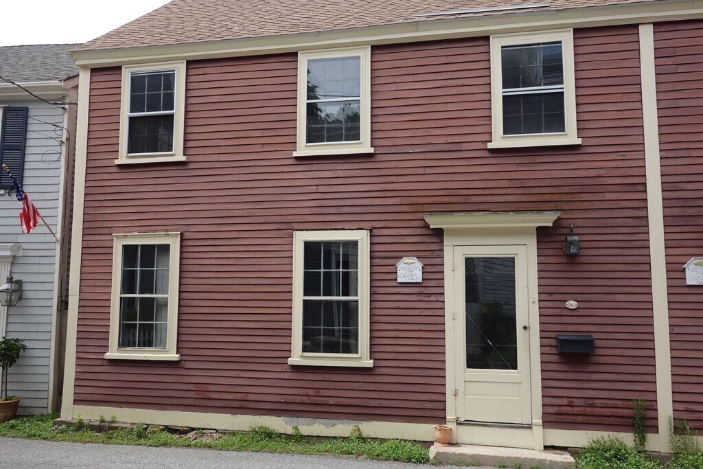 36 Front St Unit 2, Marblehead, MA 01945 Room for Rent in Marblehead