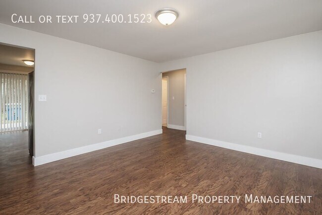 Building Photo - Charming Ranch-Level 2-Bedroom, 1-Bath Uni...