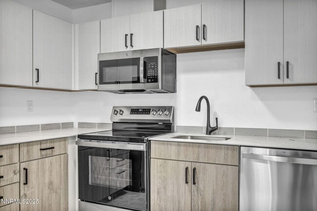 Foto del edificio - 1642 York Wy