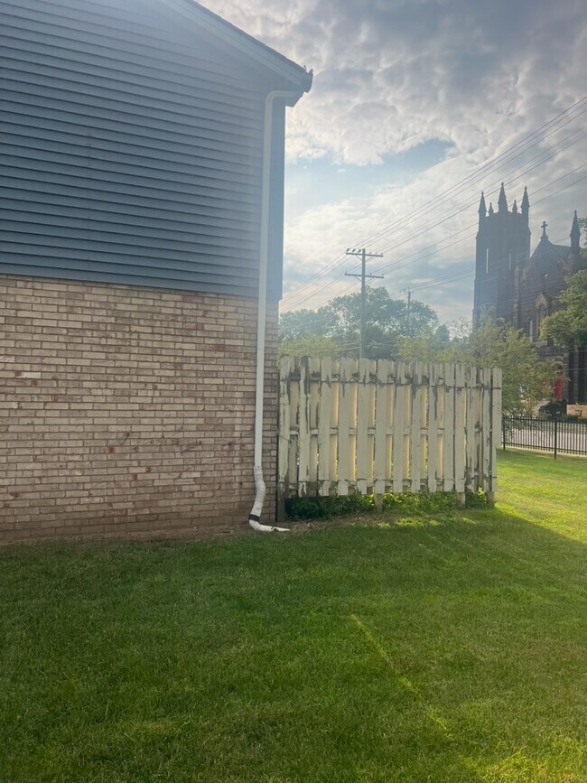Foto del edificio - 7235 Otis Ct