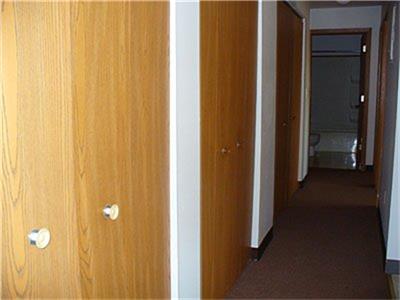 Foto del edificio - 1028 East St