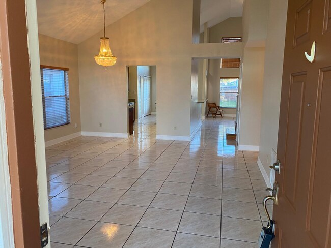 Foto del edificio - 1413 Abberton Dr