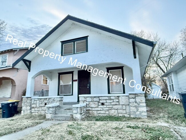 Building Photo - Renovated 2 Bedroom with Deposit Free Living via Obligo