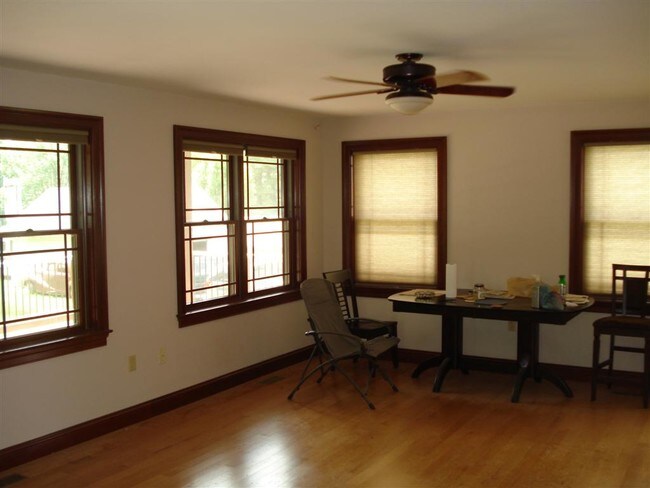 Foto del edificio - 17 Hillside Ave