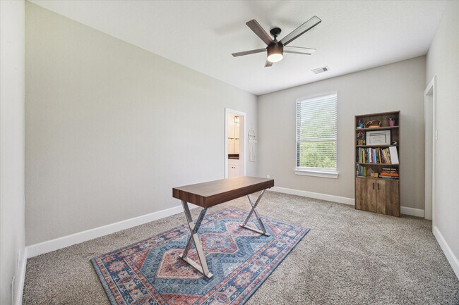 Foto del edificio - 6730 Knox St