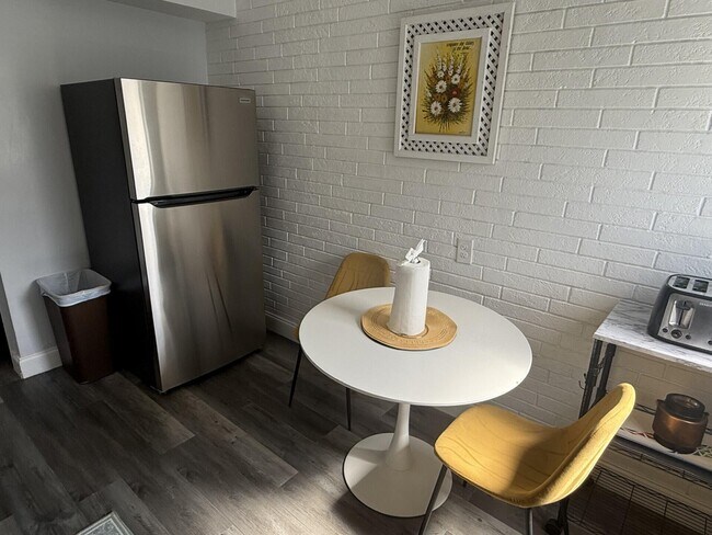 Foto del edificio - 131 E 27th St