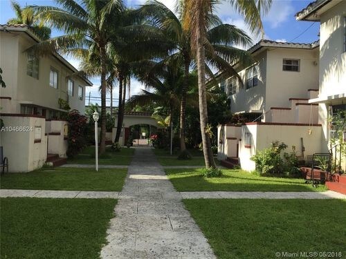 Building Photo - 1195 Marseille Dr