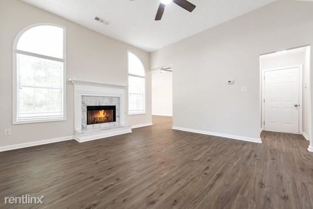 Building Photo - 3 br, 2 bath House - 75 Applewood Circle
