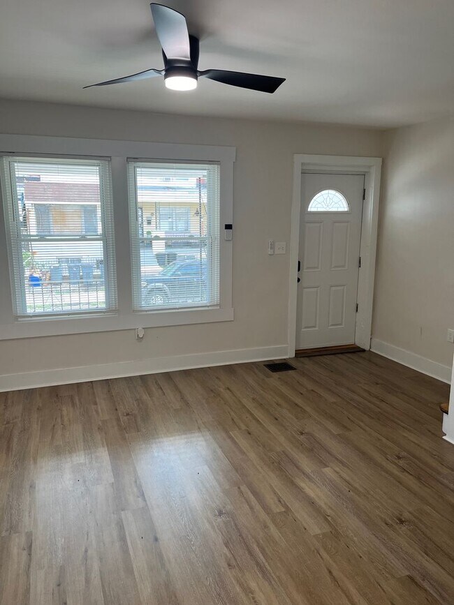 Foto del edificio - Newly rehabbed 3 bedroom