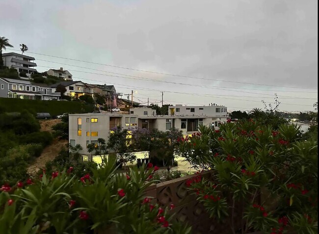 Foto del edificio - 3314 Macaulay St