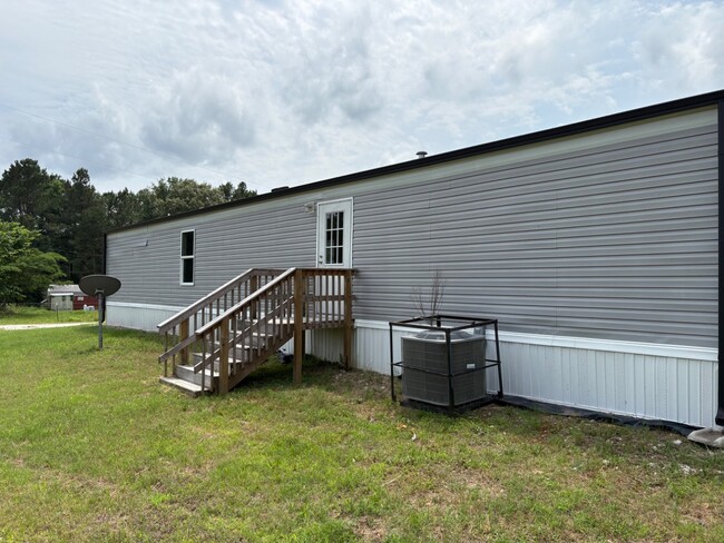 Building Photo - 599 FM 3228