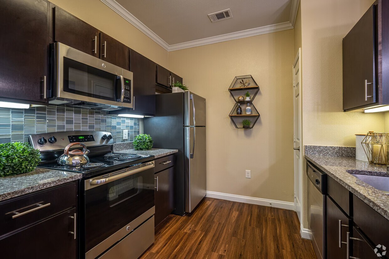 Foto principal - Escape the Norm with Modern Comfort!