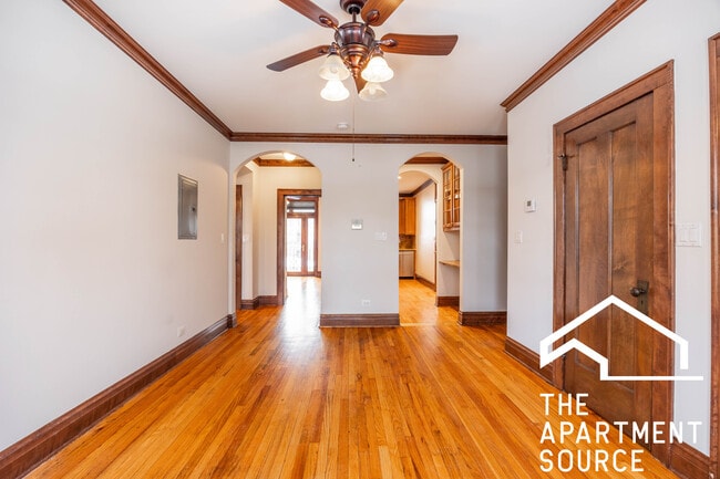 Building Photo - 4305 N Richmond St