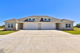 Building Photo - 3810 Kala Dr
