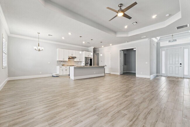 Building Photo - 2298 SE Pear Ln