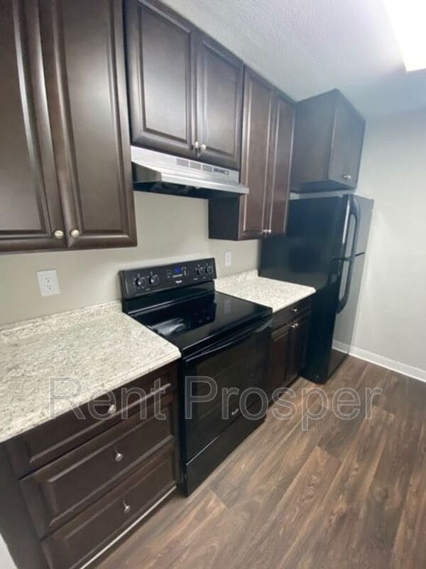 Building Photo - 4736 Walden Cir