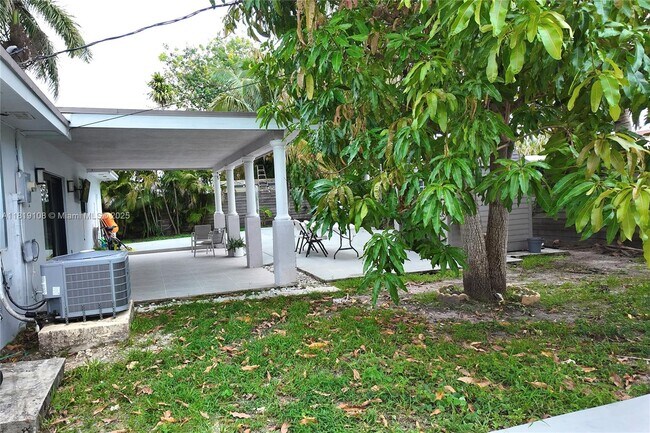 Foto del edificio - 15831 SW 106th Ave