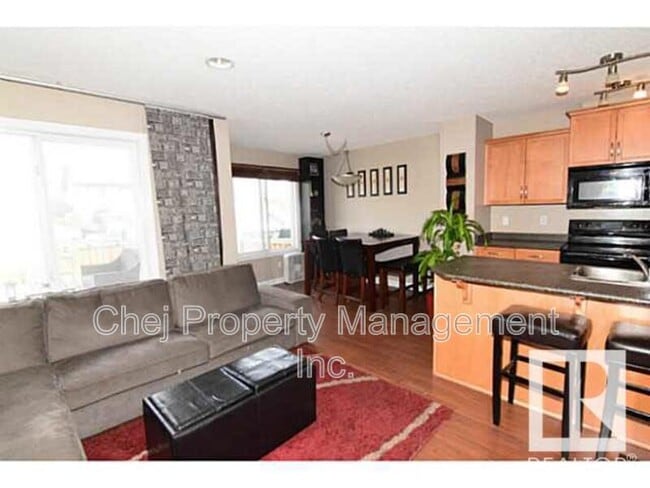 Photo du bâtiment - 1571 Rutherford Rd SW