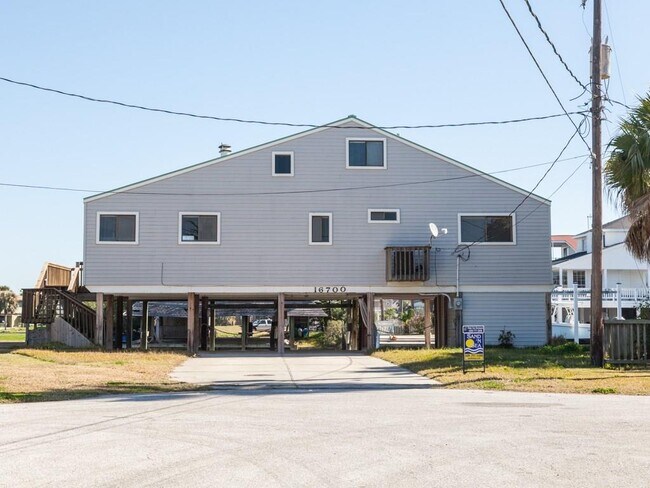 Building Photo - 16700 Cormorant Rd
