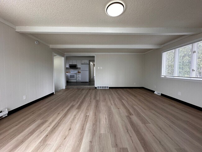 Foto del edificio - 733 1st St