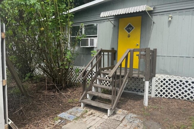 Building Photo - 1510 E 151st Ave