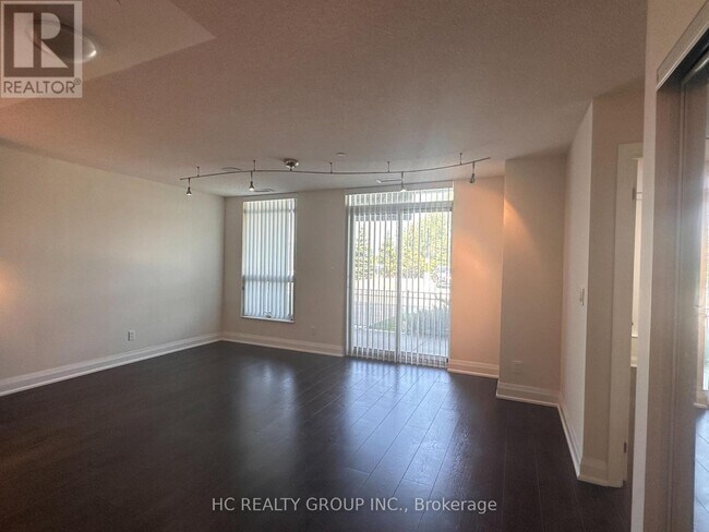 Photo du bâtiment - 75 Norman Bethune Ave