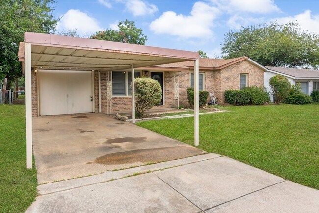 Foto del edificio - 5229 Ira St