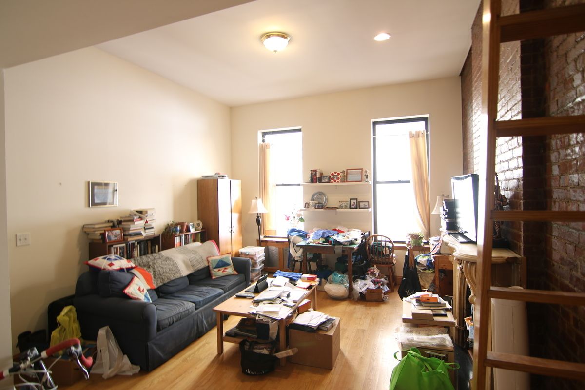 Primary Photo - 5 W 95th St