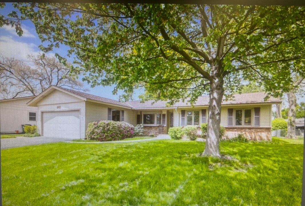 Foto principal - 112 Braemar Dr